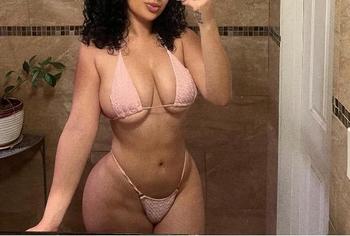 720-225-8226, 26  female escort, Tri-Cities