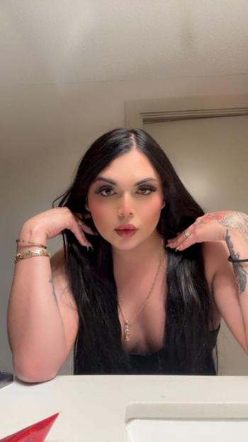 Channel, 25  female escort, Tri-Cities