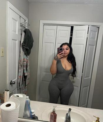 206-307-2406, 26  female escort, Tri-Cities