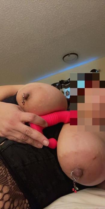 Candy509, 43  female escort, Tri-Cities